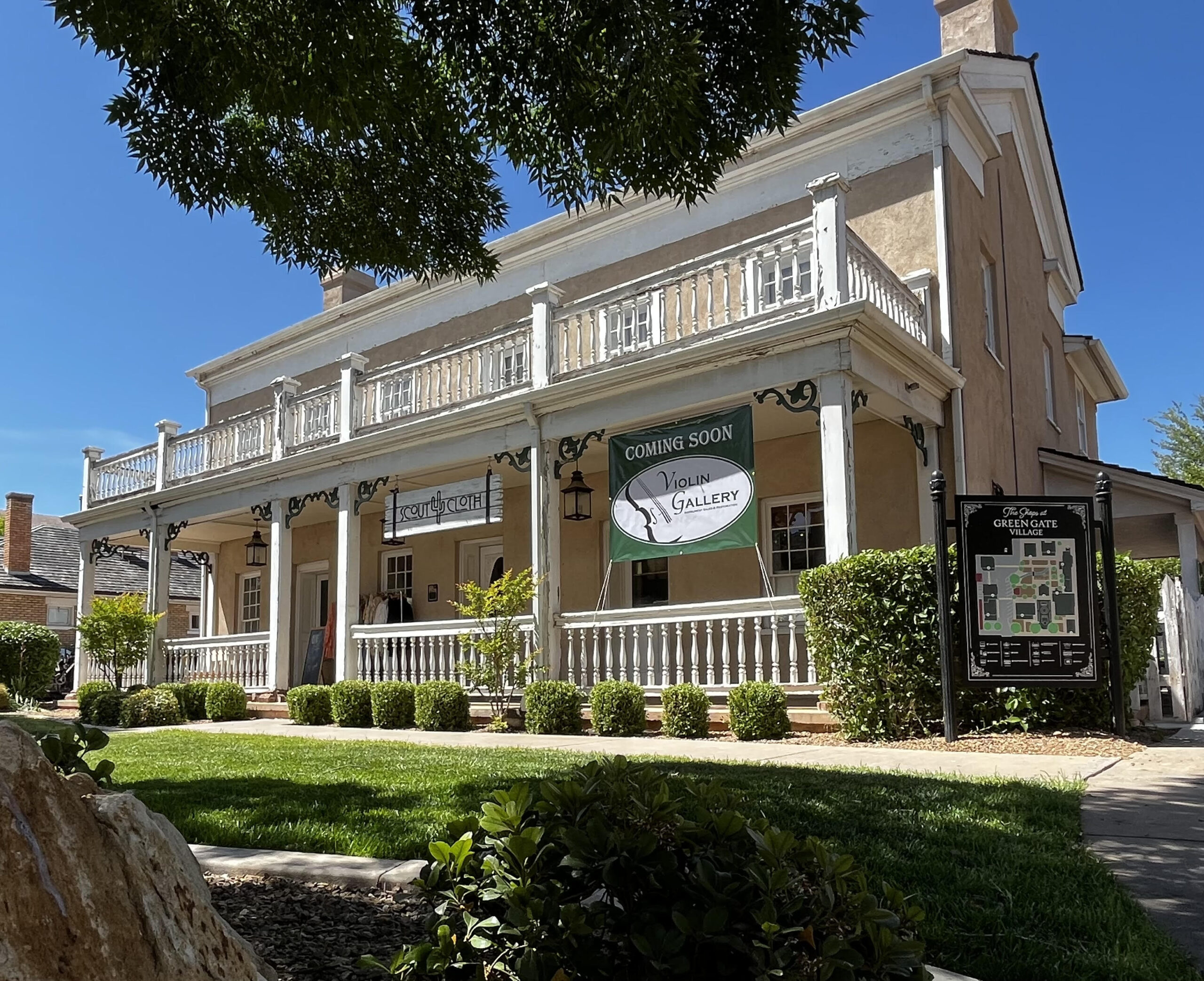 Violin Gallery at Green Gate Village St George